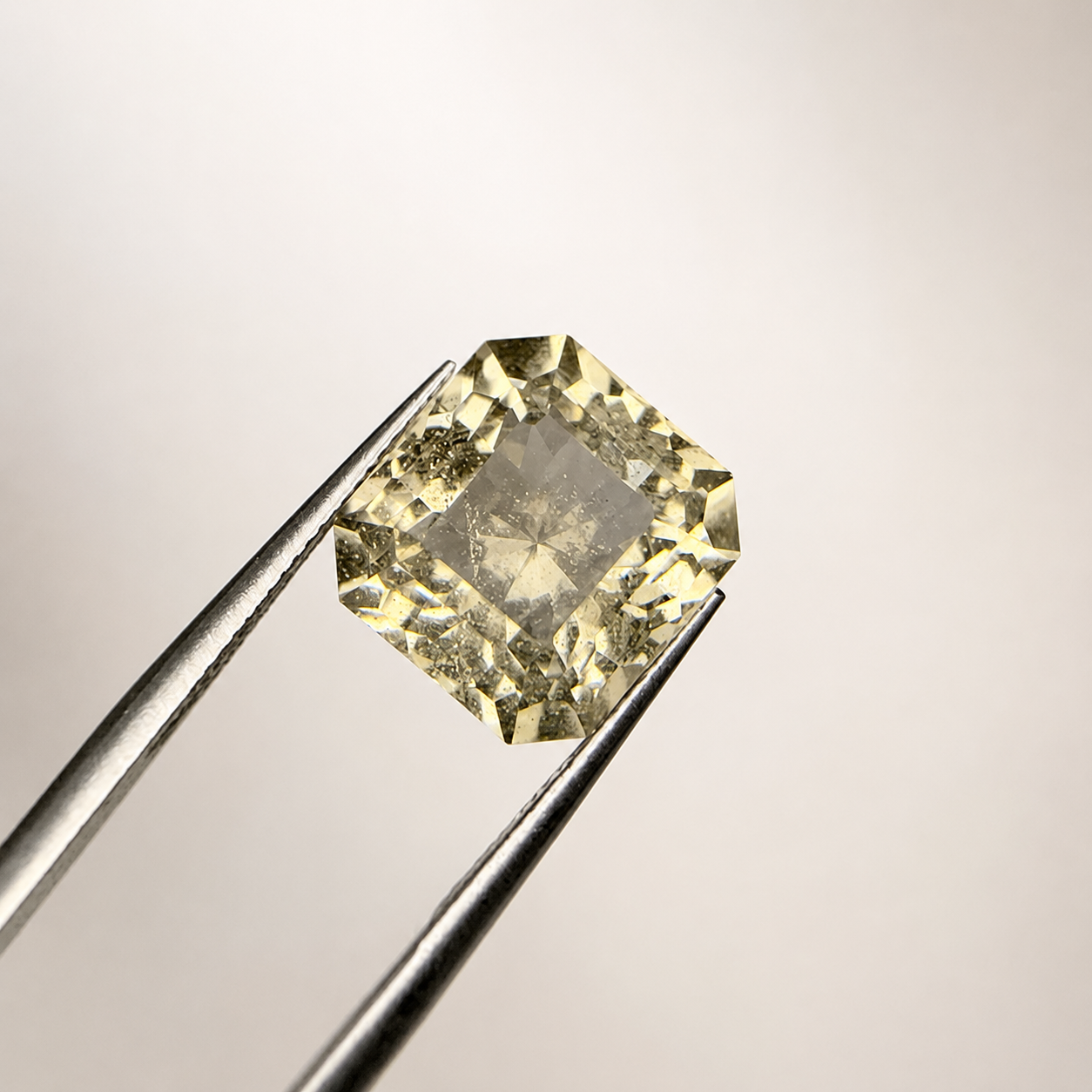 8.40 ct Natural Topaz Gemstone from Skardu, Pakistan