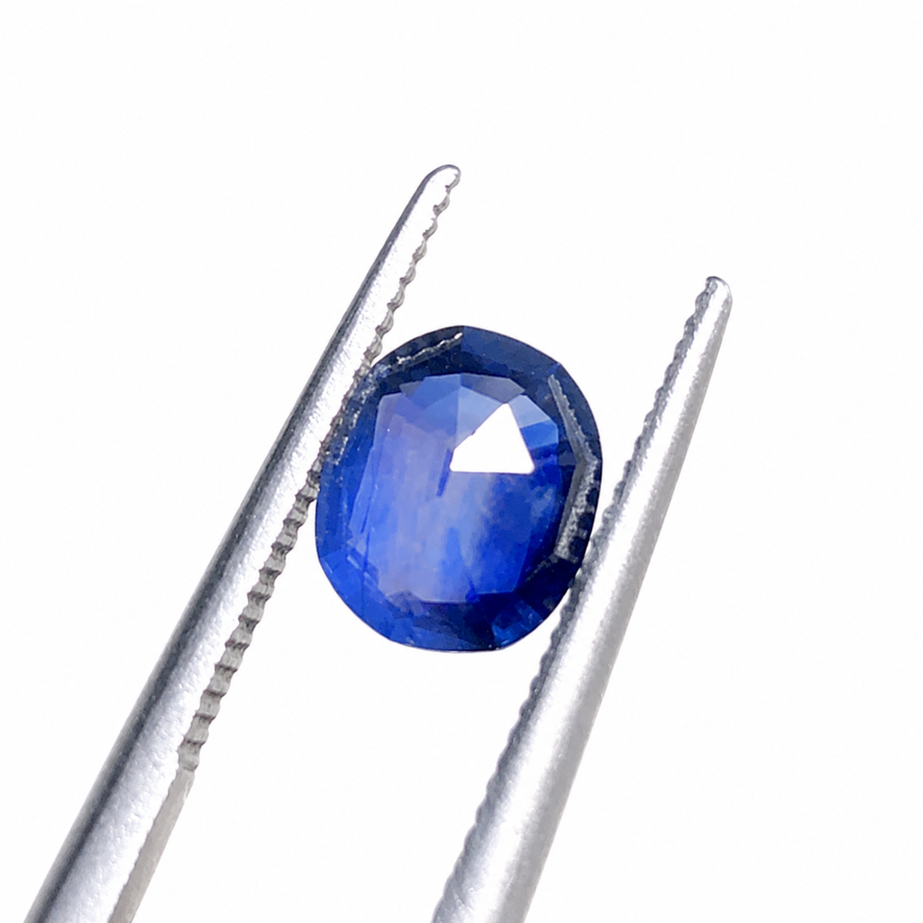 0.90 ct Natural Blue Sapphire Gemstone from Pakistan